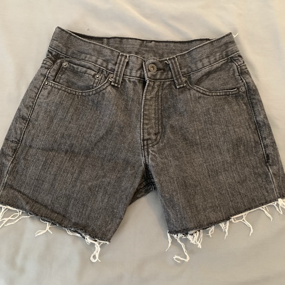 Levi's 511 Shorts Mens 30 Gray Denim Cutoff Raw Hem Distressed Slim Jorts